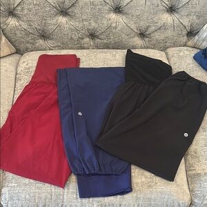 Lululemon Athletica Om Pant Pair in Black and Red - Size 6